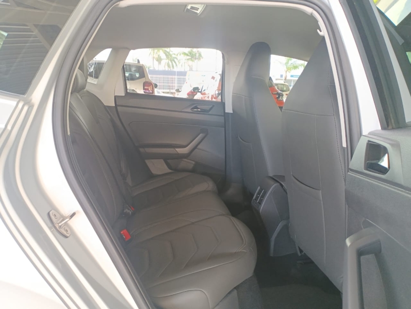 volkswagen polo 1.0 170 tsi comfortline automatico flex 4p 202412