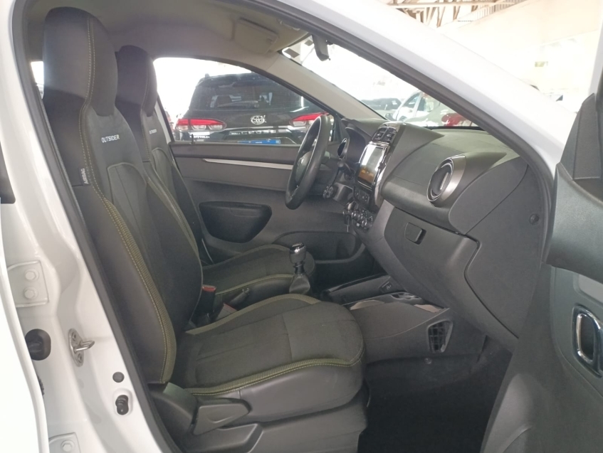 renault kwid 1.0 12v sce flex outsider manual 4p 202513