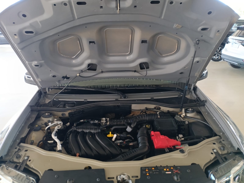 renault oroch 1.6 16v sce flex intense manual 4p 202514