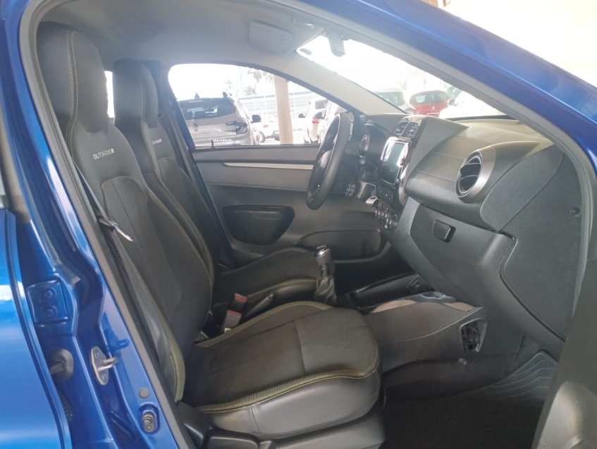 renault kwid 1.0 12v sce flex outsider manual 4p 202413