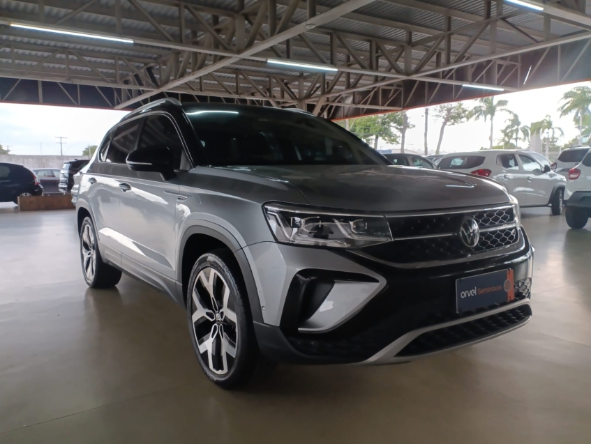 volkswagen taos 1.4 250 tsi total flex highline automatico 4p 20242