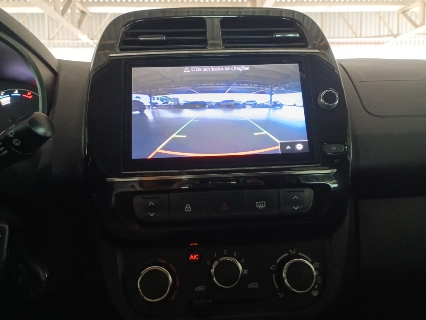 renault kwid 1.0 12v sce flex outsider manual 4p 202512