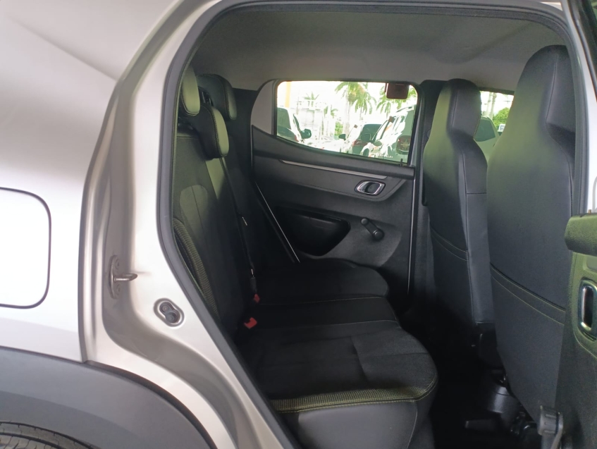 renault kwid 1.0 12v sce flex outsider manual 4p 202513