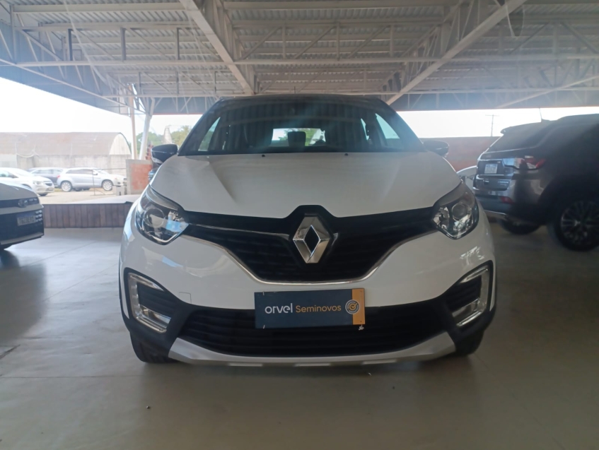 renault captur 1.6 16v sce flex bose x-tronic 4p automatico 20211