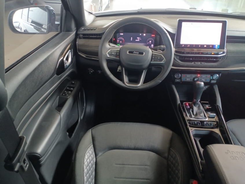 jeep commander 2.0 hurricane 4 turbo gasolina blackhawk at9 4p automatico 202511