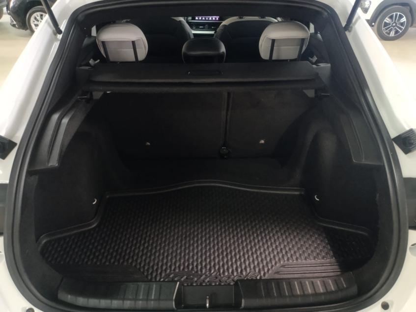 fiat fastback 1.0 turbo 200 flex impetus cvt 4p automatico 202316