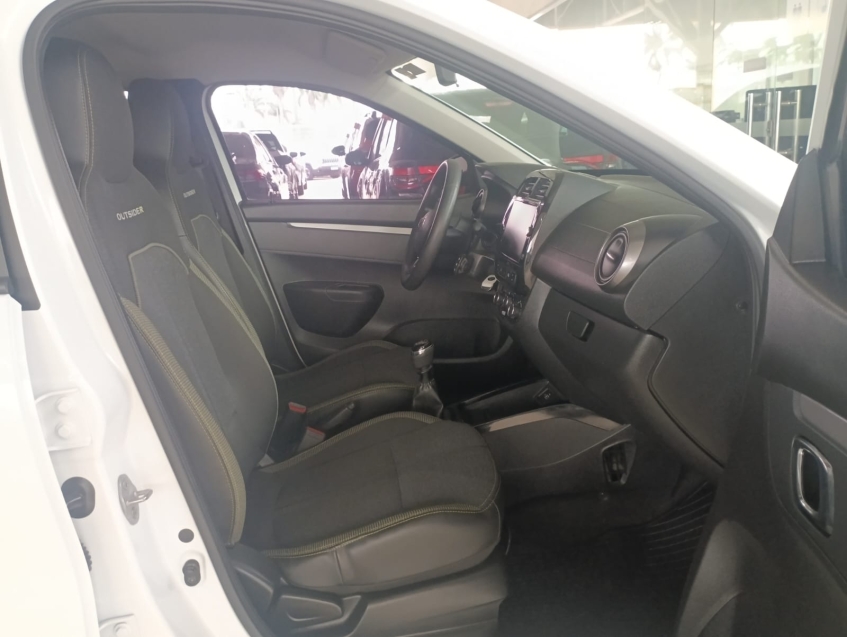 renault kwid 1.0 12v sce flex outsider manual 4p automatico 202413
