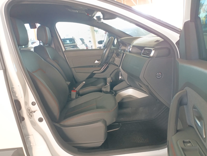 renault duster 1.3 tce flex iconic plus x-tronic 4p automatico 202614