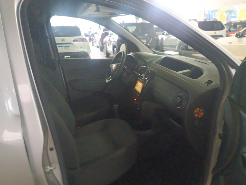 renault kangoo 1.6 16v sce flex advanced manual 2p 202511