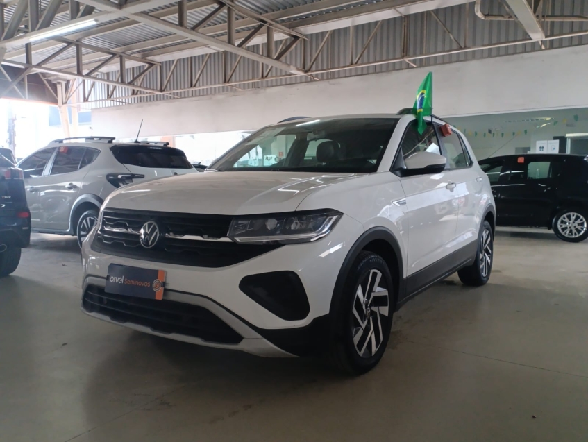 volkswagen t-cross 1.0 200 tsi total flex comfortline automatico 4p 20250