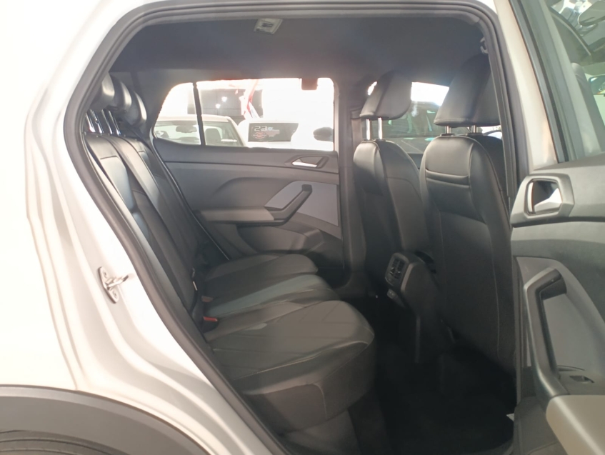 volkswagen t-cross 1.0 200 tsi total flex comfortline automatico 4p 202513