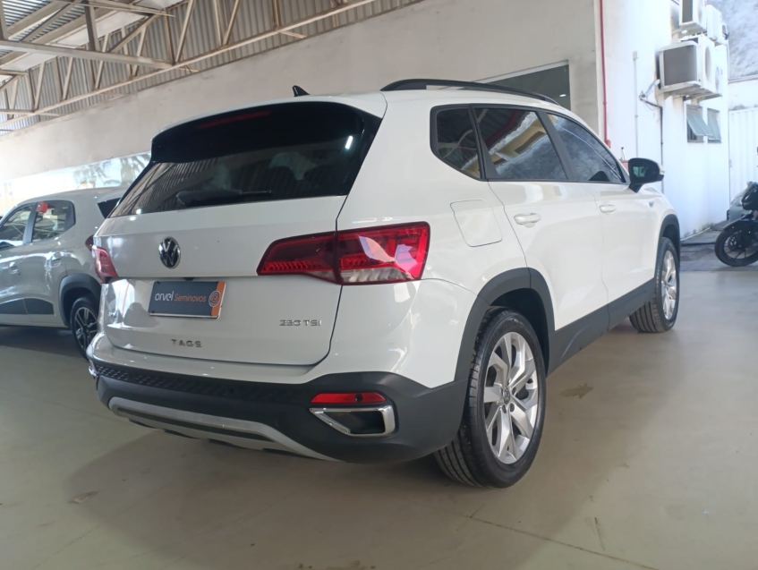 volkswagen taos 1.4 250 tsi total flex comfortline automatico 4p 20223