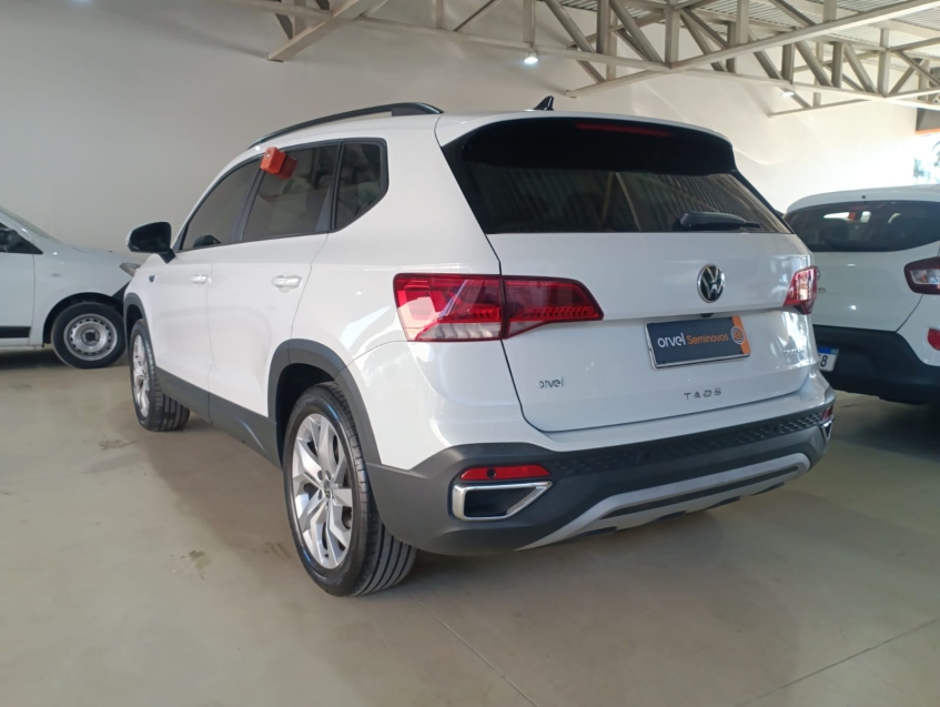volkswagen taos 1.4 250 tsi total flex comfortline automatico 4p 20225
