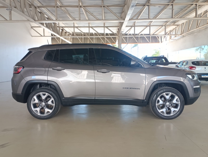 jeep compass 2.0 16v diesel longitude 4x4 automatico 4p 20196