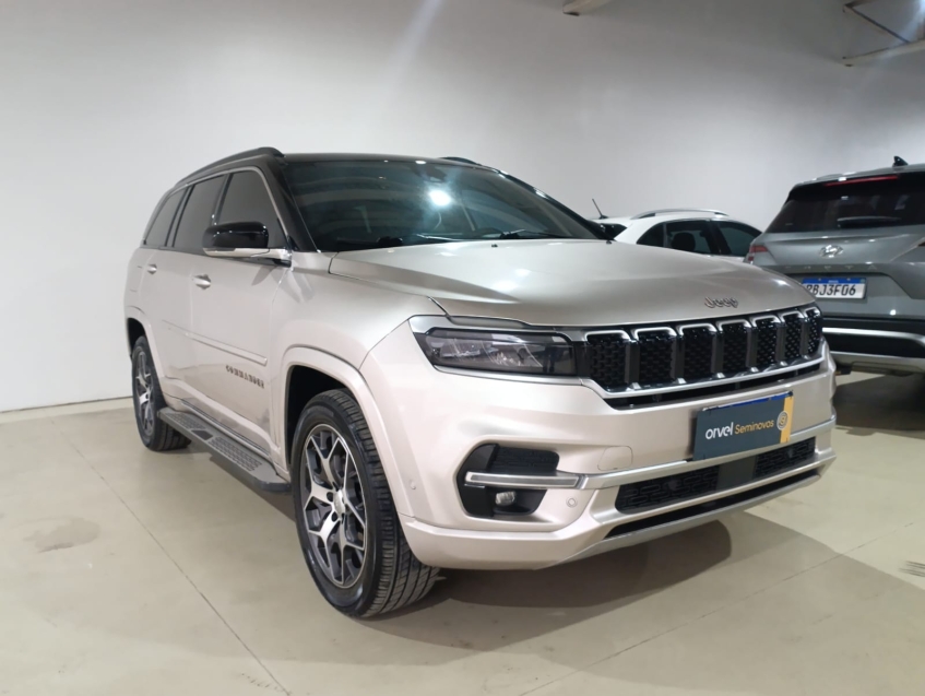 jeep commander 2.0 td380 turbo diesel overland at9 4p automatico 20222
