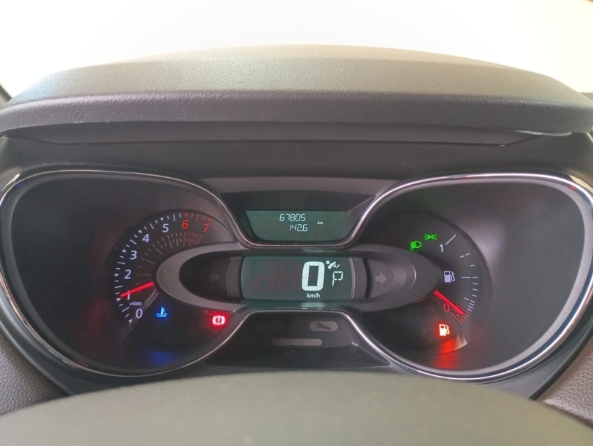 renault captur 1.3 tce flex iconic x-tronic 4p automatico 20228