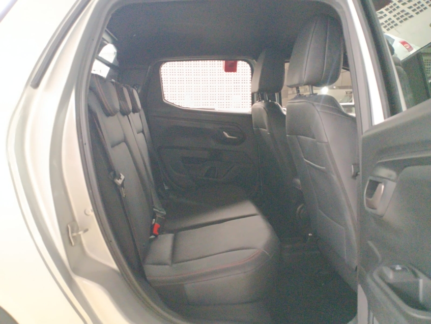 fiat strada 1.0 turbo 200 flex ultra cd cvt 4p automatico 202513