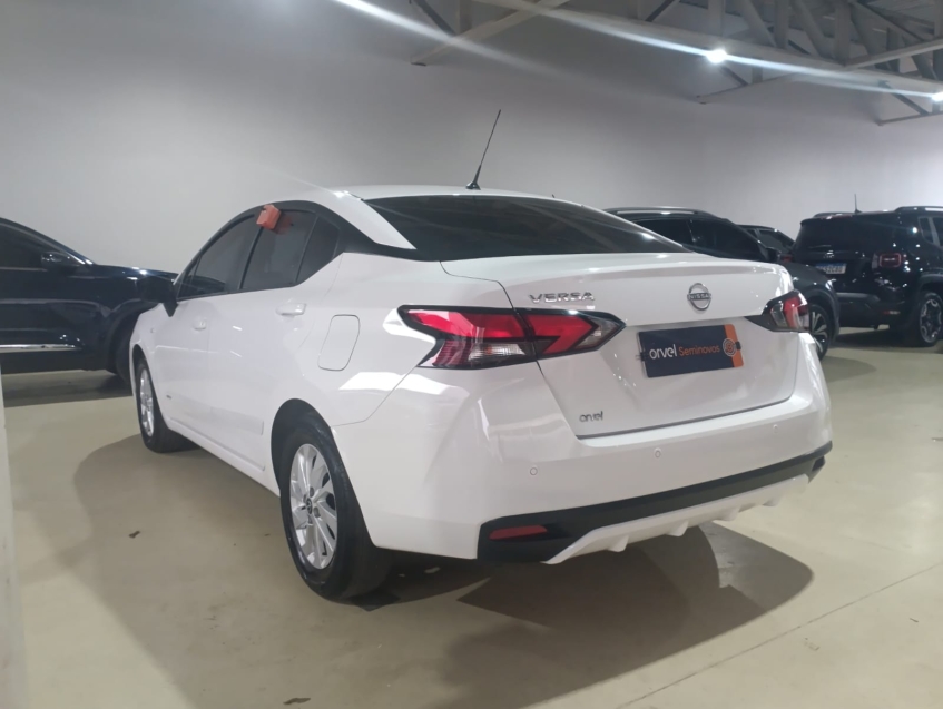 nissan versa 1.6 16v flex sense xtronic 4p automatico 20265