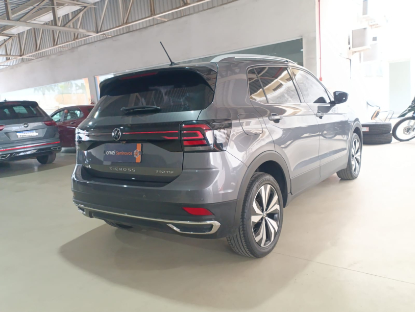 volkswagen t-cross 1.4 250 tsi total flex highline automatico 4p 20223
