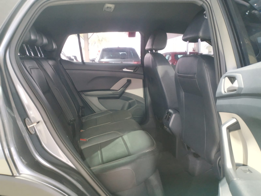 volkswagen t-cross 1.4 250 tsi total flex highline automatico 4p 202213