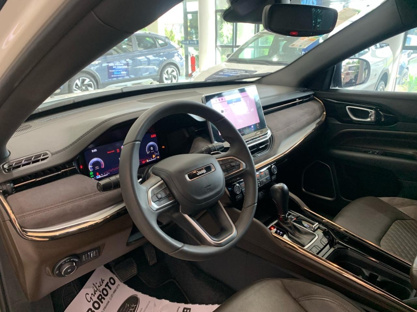 jeep commander 2.0 td380 turbo diesel overland at9 4p automatico 2023