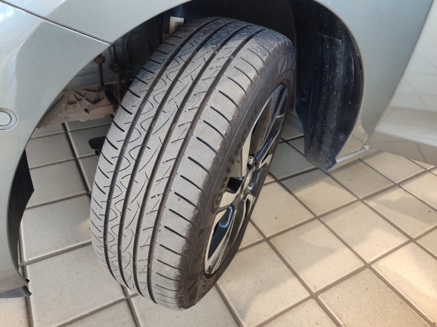chevrolet onix 1.0 turbo flex premier automatico 4p 2024