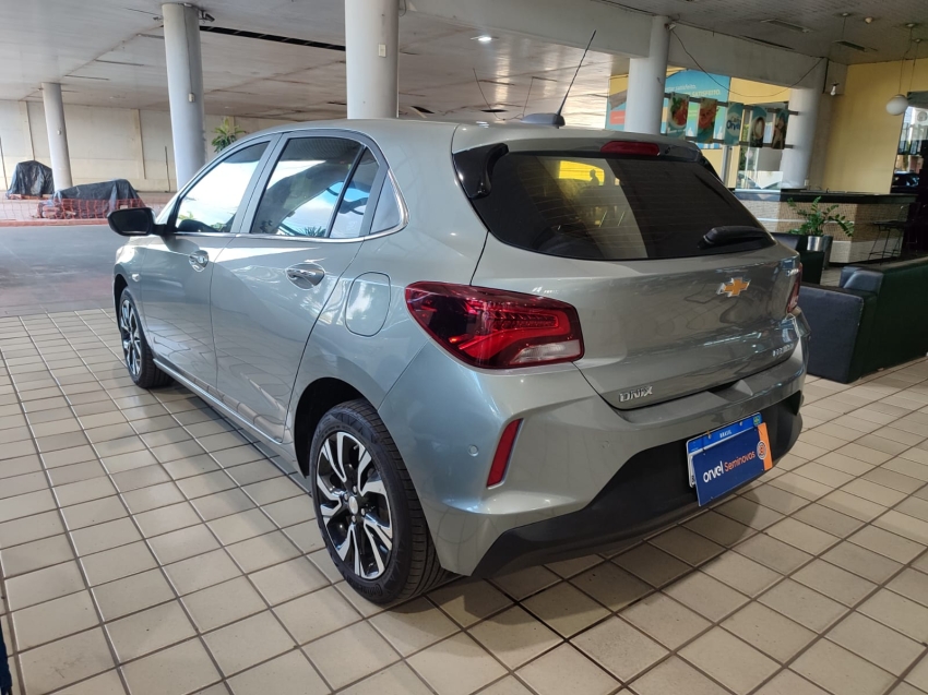 chevrolet onix 1.0 turbo flex premier automatico 4p 2024