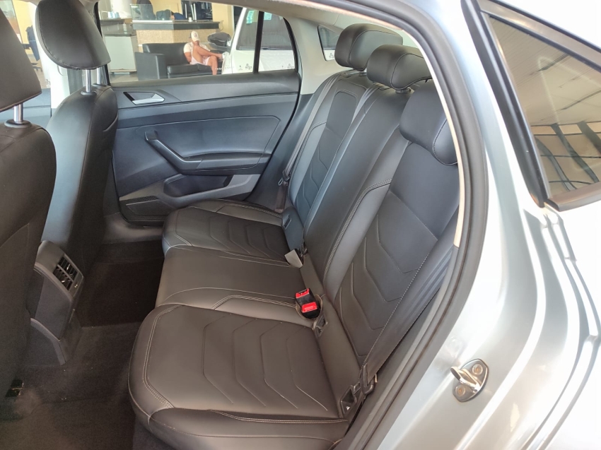 volkswagen virtus 1.0 200 tsi comfortline automatico flex 4p 2023