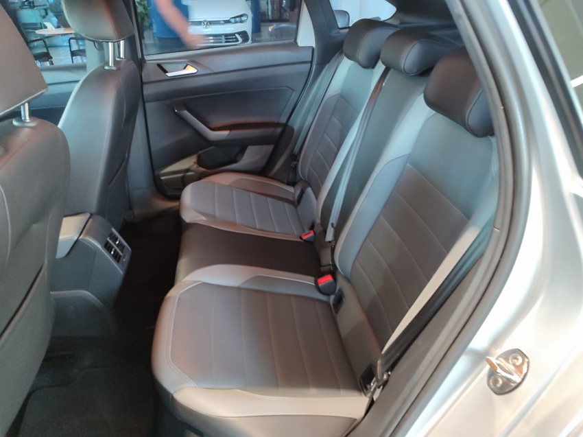 volkswagen nivus 1.0 200 tsi total flex highline automatico 4p 2021