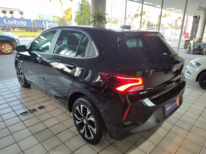 chevrolet onix 1.0 turbo flex premier automatico 4p 2024