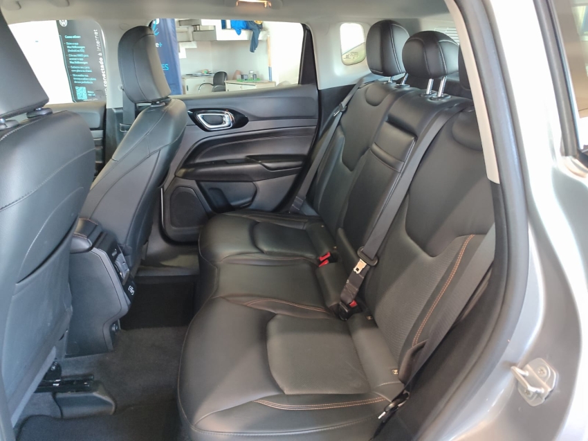 jeep compass 1.3 t270 turbo flex limited at6 4p automatico 2023