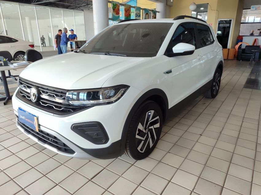 volkswagen t-cross 1.0 200 tsi total flex comfortline automatico 4p 2025