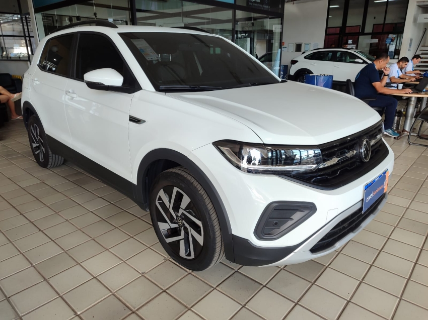 volkswagen t-cross 1.0 200 tsi total flex comfortline automatico 4p 2025