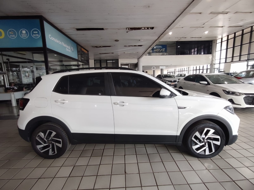 volkswagen t-cross 1.0 200 tsi total flex comfortline automatico 4p 2025