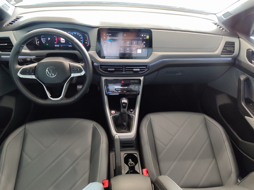 volkswagen t-cross 1.0 200 tsi total flex comfortline automatico 4p 2025