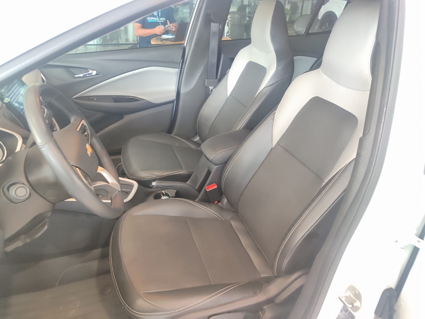 chevrolet onix 1.0 turbo flex premier automatico 4p 2024