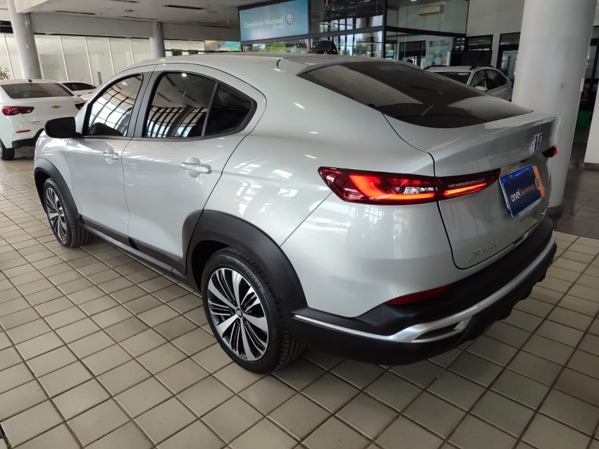 fiat fastback 1.0 turbo 200 hybrid audace cvt flex 4p automatico 2025