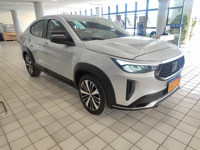 fiat fastback 1.0 turbo 200 hybrid audace cvt flex 4p automatico 2025