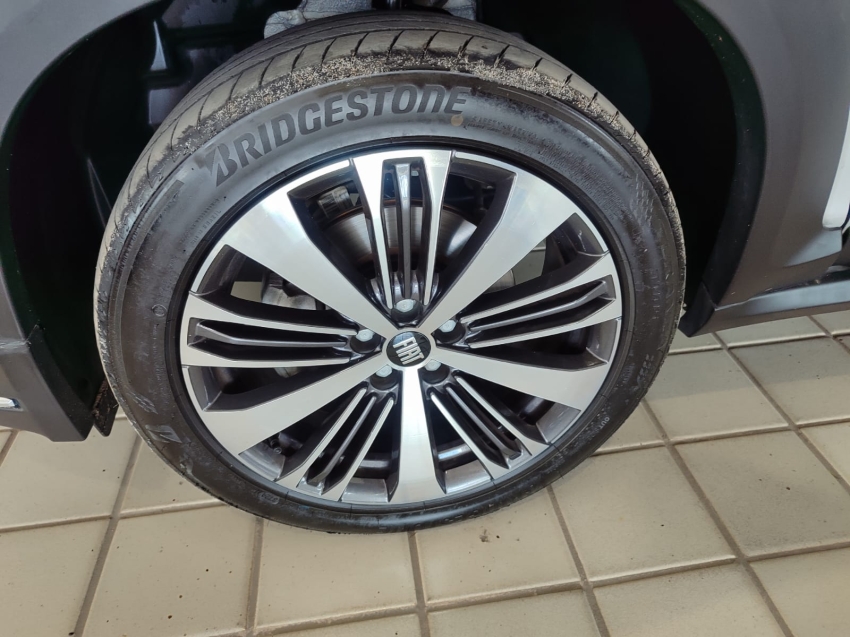 fiat fastback 1.0 turbo 200 hybrid audace cvt flex 4p automatico 2025