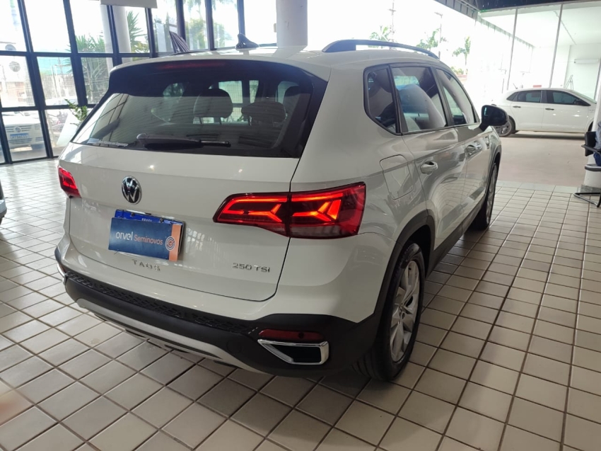 volkswagen taos 1.4 250 tsi total flex comfortline automatico 4p 2022