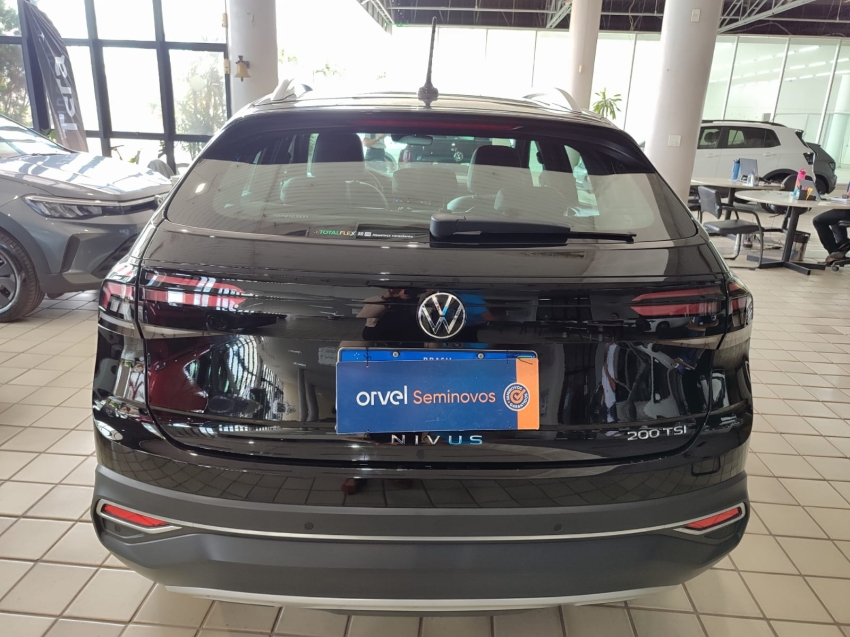 volkswagen nivus 1.0 200 tsi total flex highline automatico 4p 2024