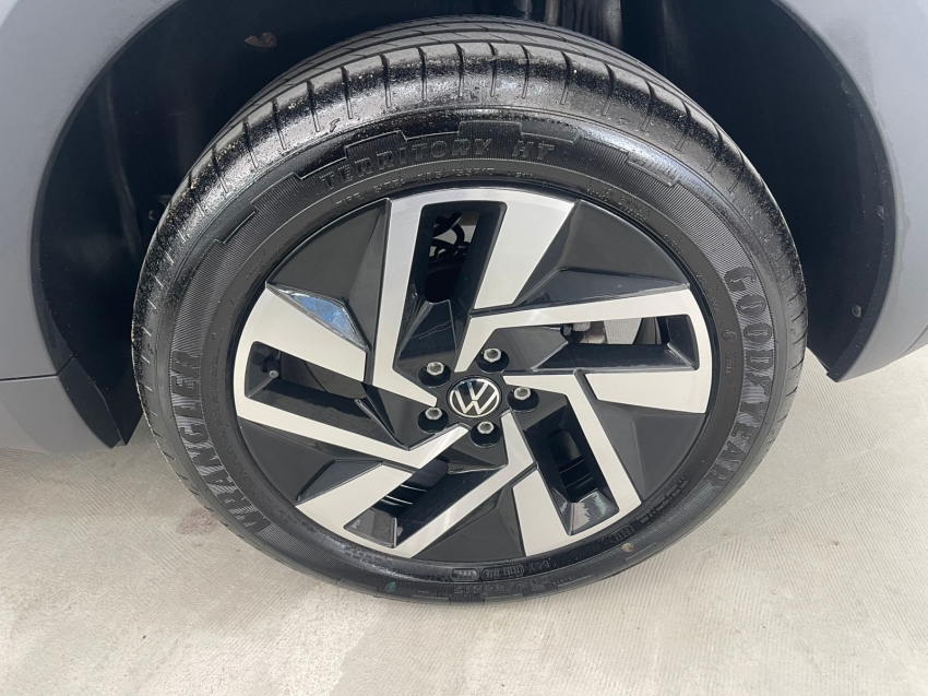 volkswagen t-cross 1.0 200 tsi total flex comfortline automatico 4p 202511