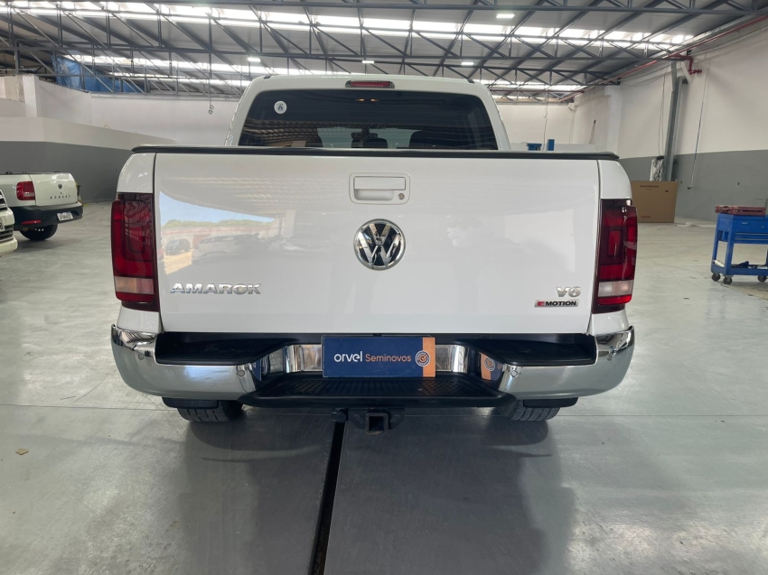 volkswagen amarok 2.0 highline 4x4 cd 16v turbo intercooler diesel 4p automatico 3.0 20224