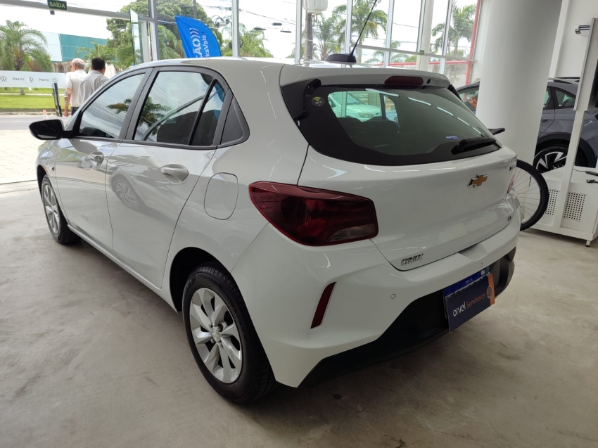 chevrolet onix 1.0 turbo flex lt automatico 4p 20206