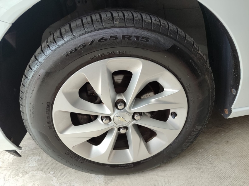 chevrolet onix 1.0 turbo flex lt automatico 4p 202014