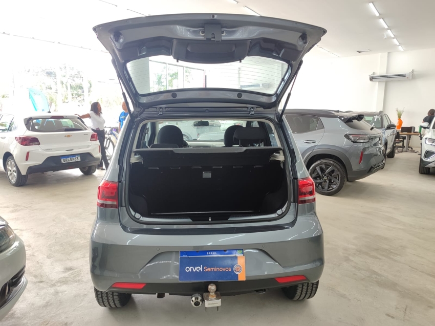 volkswagen fox 1.6 msi total flex connect 4p manual 20205