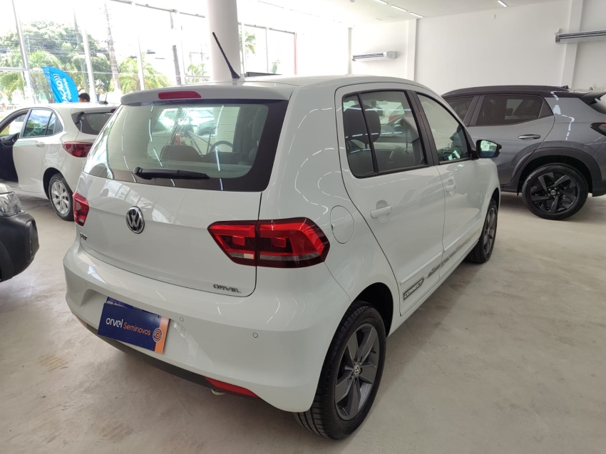 volkswagen fox 1.6 msi total flex connect 4p manual 20215