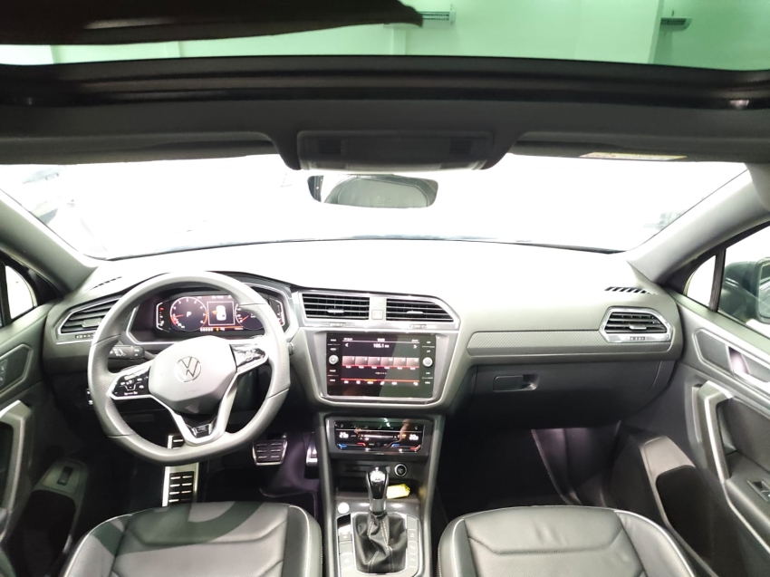 volkswagen tiguan 2.0 300 tsi gasolina allspace r-line automatico flex 4p 202510