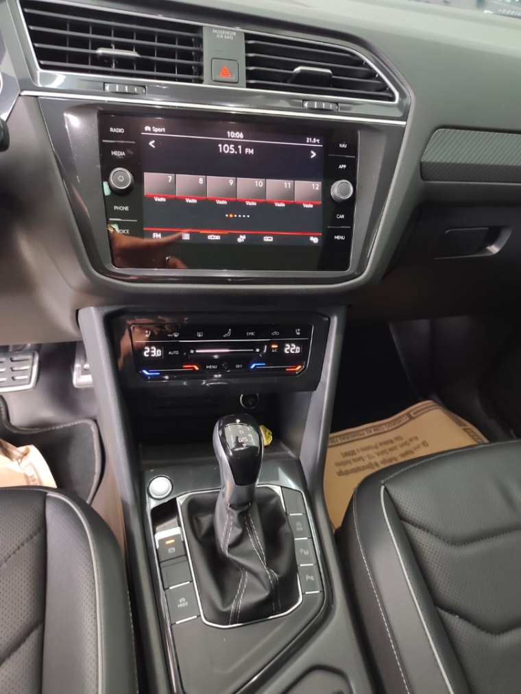 volkswagen tiguan 2.0 300 tsi gasolina allspace r-line automatico flex 4p 202512