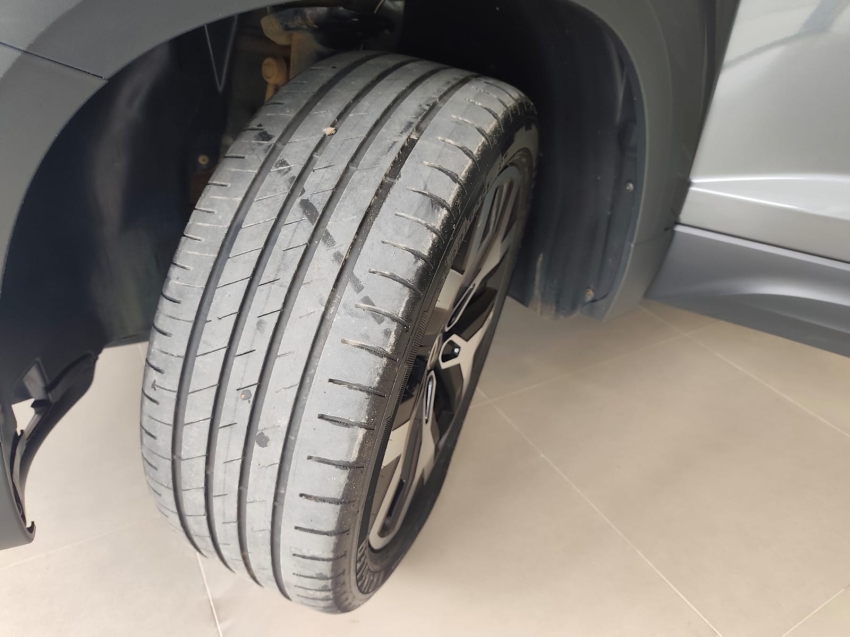 volkswagen taos 1.4 250 tsi total flex highline automatico 4p 202416